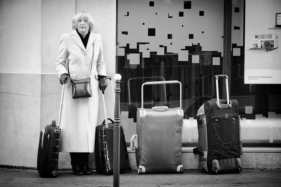 La femme aux 4 valises