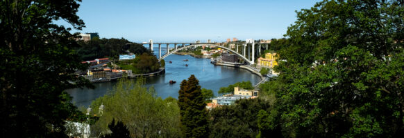 Ponte da Arrabida / Porto / Portugal